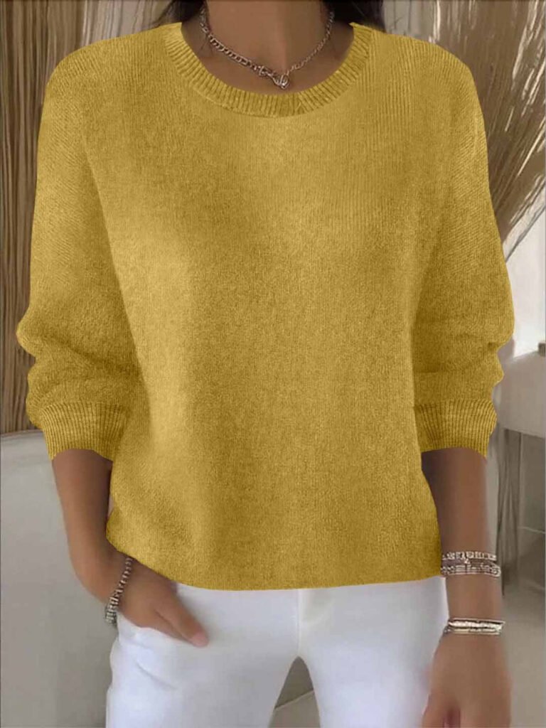 Elegant Women's Cashmere Sweater - Versatile and Stylish Layer for Any Occasion 0