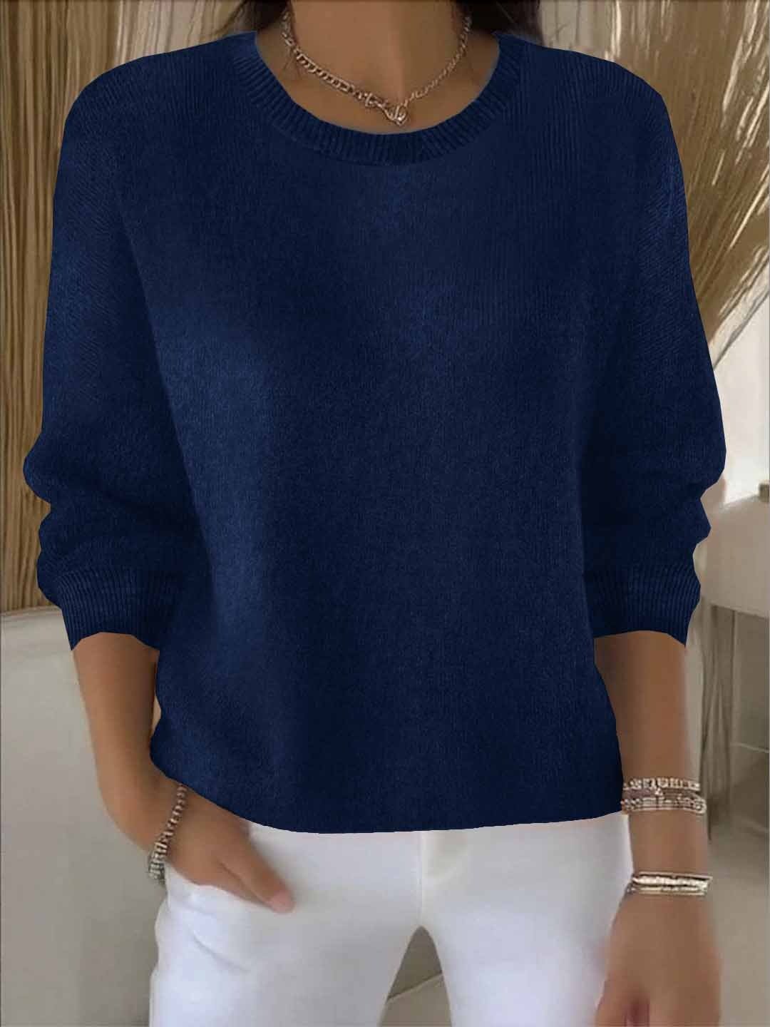 Elegant Women's Cashmere Sweater - Versatile and Stylish Layer for Any Occasion 4