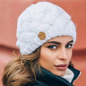 Cozy Chunky Knit Winter Cap – Relaxed Fit Headwear for Women