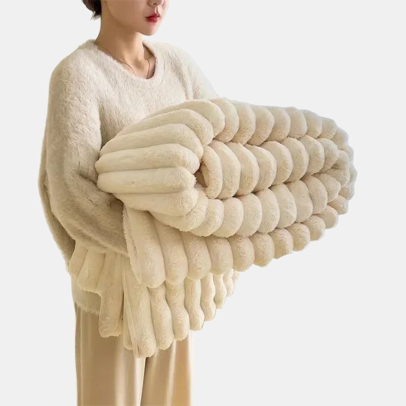 Cozy Flannel Throw Blanket for Sofa and Bed Decor