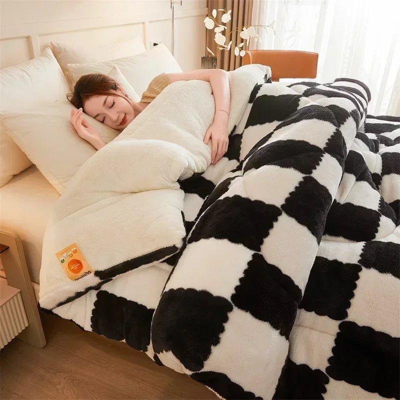 Luxurious Heavy Blanket – Quilted Comfort & Warmth - Image 6